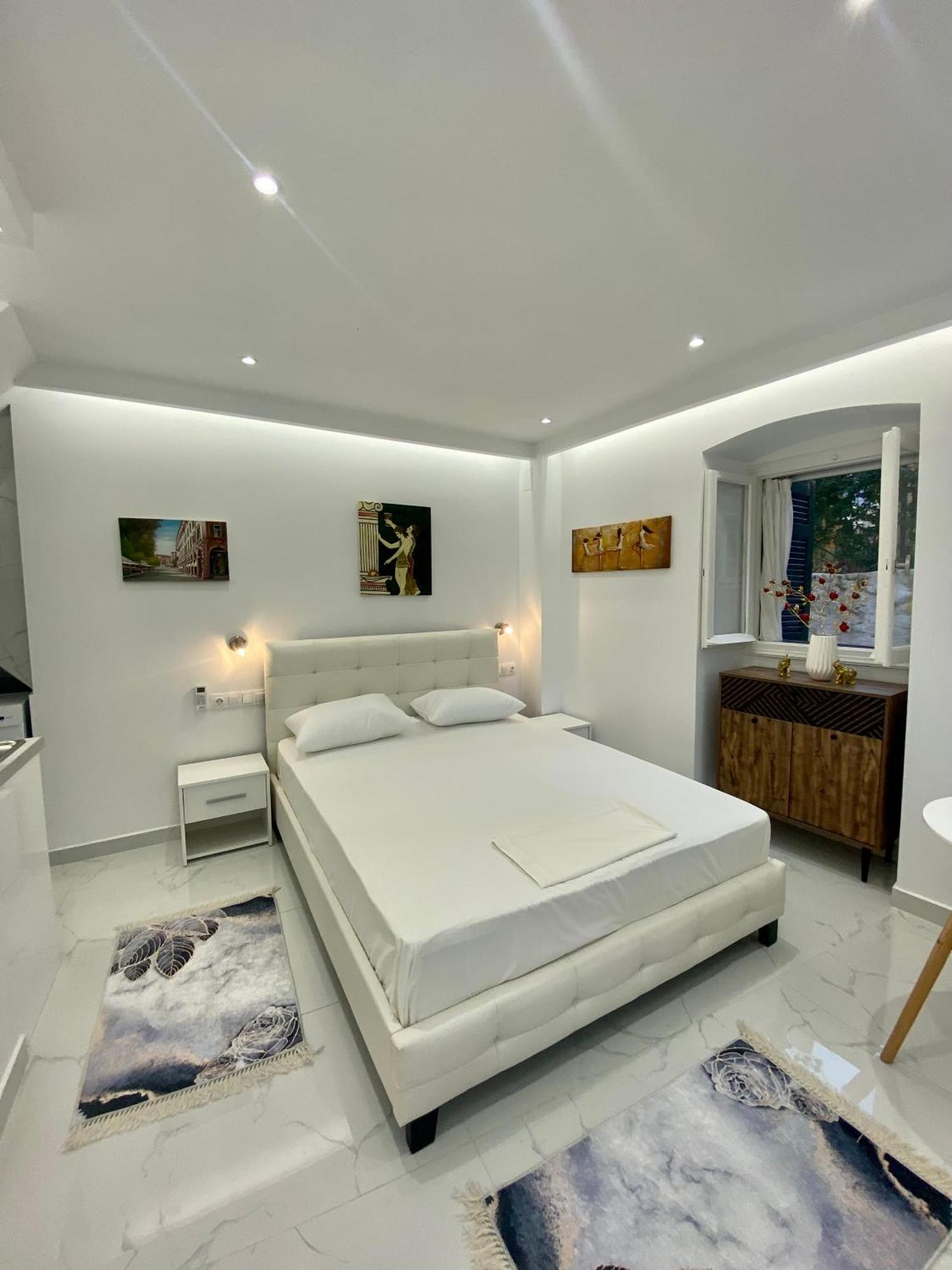 Corfu Port Art Studios Kültér fotó